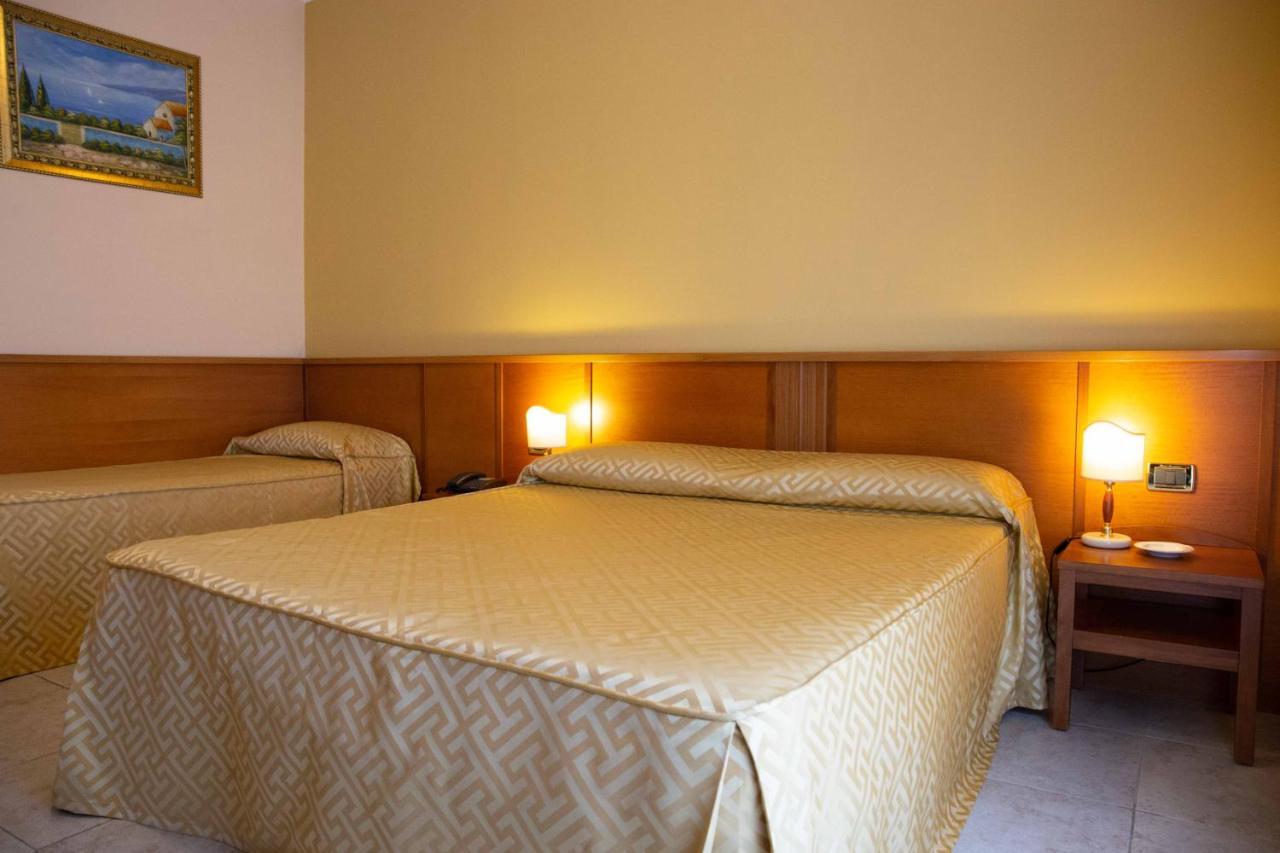 Hotel Maddaloni Tufino Экстерьер фото
